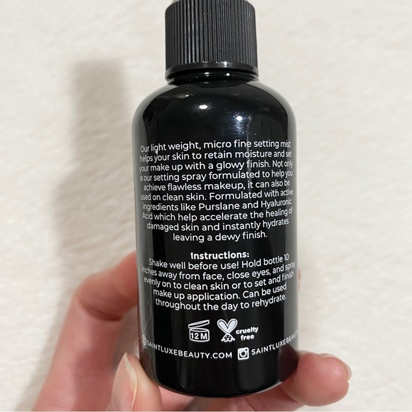 Saint Luxe Makeup Setting Spray - Picture 4 of 5